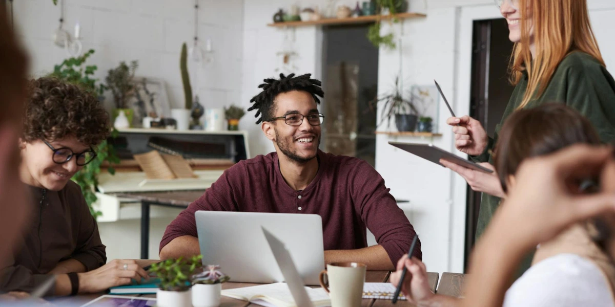 Leveraging AI to Scale Customer Experience in Startups Success