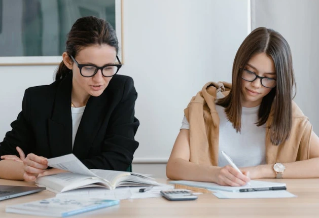 The Role of AI in Revolutionizing Customer Service Across Industries